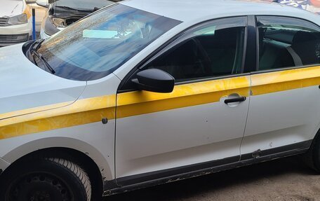 Skoda Rapid I, 2015 год, 470 000 рублей, 4 фотография