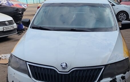Skoda Rapid I, 2015 год, 470 000 рублей, 3 фотография