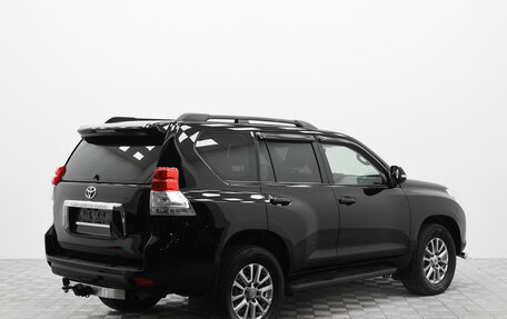 Toyota Land Cruiser Prado 150 рестайлинг 2, 2013 год, 3 082 000 рублей, 2 фотография