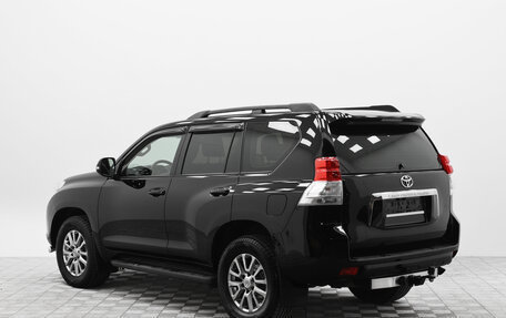 Toyota Land Cruiser Prado 150 рестайлинг 2, 2013 год, 3 082 000 рублей, 4 фотография