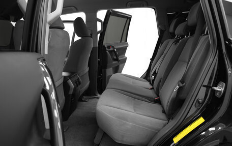 Toyota Land Cruiser Prado 150 рестайлинг 2, 2013 год, 3 082 000 рублей, 19 фотография