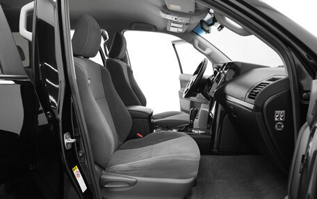 Toyota Land Cruiser Prado 150 рестайлинг 2, 2013 год, 3 082 000 рублей, 16 фотография