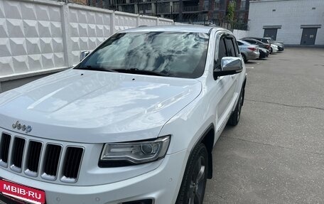 Jeep Grand Cherokee, 2014 год, 2 270 000 рублей, 13 фотография
