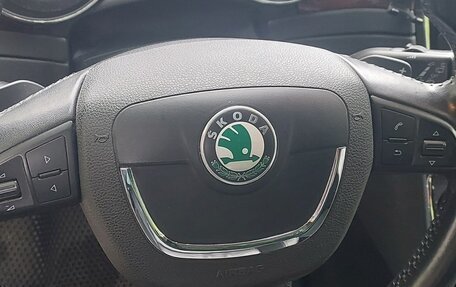 Skoda Superb III рестайлинг, 2012 год, 1 200 000 рублей, 7 фотография