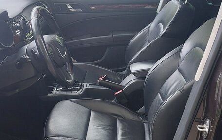 Skoda Superb III рестайлинг, 2012 год, 1 200 000 рублей, 8 фотография