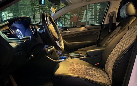Hyundai Sonata VII, 2017 год, 1 880 000 рублей, 9 фотография