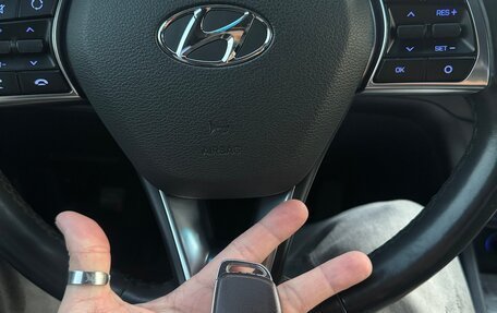Hyundai Sonata VII, 2017 год, 1 880 000 рублей, 13 фотография