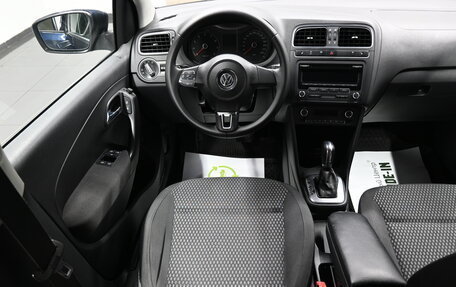 Volkswagen Polo VI (EU Market), 2011 год, 745 000 рублей, 12 фотография