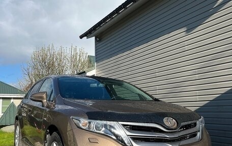 Toyota Venza I, 2013 год, 2 200 000 рублей, 2 фотография
