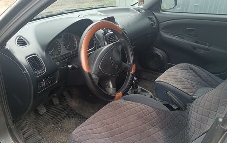Mitsubishi Carisma I, 2002 год, 270 000 рублей, 2 фотография