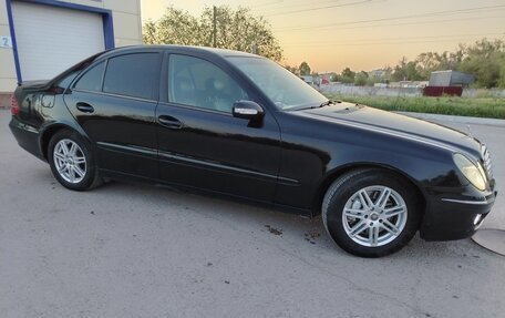 Mercedes-Benz E-Класс, 2005 год, 993 000 рублей, 11 фотография