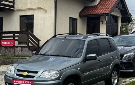Chevrolet Niva I рестайлинг, 2014 год, 499 000 рублей, 3 фотография