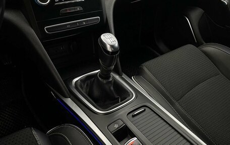 Renault Megane IV, 2019 год, 1 590 000 рублей, 15 фотография