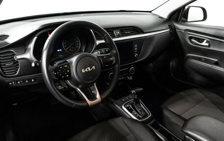 KIA Rio IV, 2022 год, 1 719 700 рублей, 11 фотография