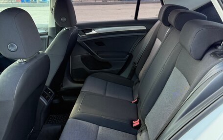 Volkswagen Golf VII, 2013 год, 1 295 000 рублей, 33 фотография