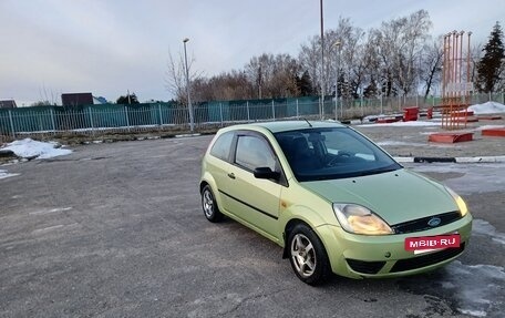 Ford Fiesta, 2005 год, 230 000 рублей, 2 фотография