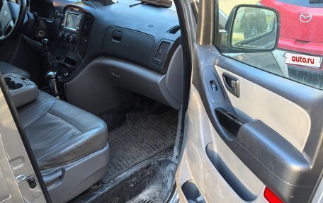 Hyundai Grand Starex Grand Starex I рестайлинг 2, 2013 год, 1 500 000 рублей, 5 фотография
