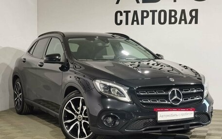Mercedes-Benz GLA, 2019 год, 2 600 000 рублей, 15 фотография