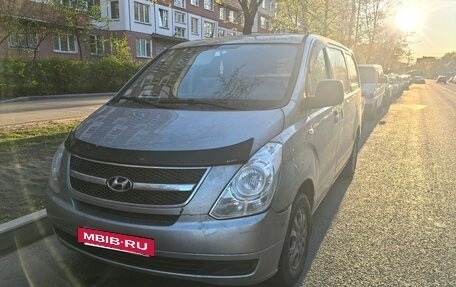 Hyundai Grand Starex Grand Starex I рестайлинг 2, 2013 год, 1 500 000 рублей, 2 фотография