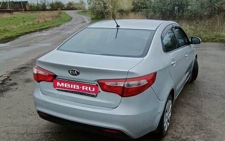 KIA Rio III рестайлинг, 2015 год, 665 000 рублей, 14 фотография