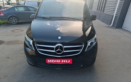 Mercedes-Benz V-Класс, 2015 год, 3 799 999 рублей, 2 фотография