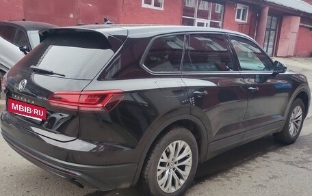 Volkswagen Touareg III, 2018 год, 5 250 000 рублей, 3 фотография