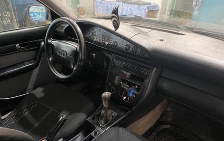 Audi A6, 1995 год, 300 000 рублей, 7 фотография