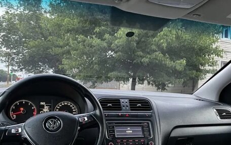 Volkswagen Polo VI (EU Market), 2015 год, 600 000 рублей, 9 фотография