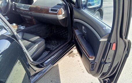BMW 7 серия, 2004 год, 1 100 000 рублей, 18 фотография