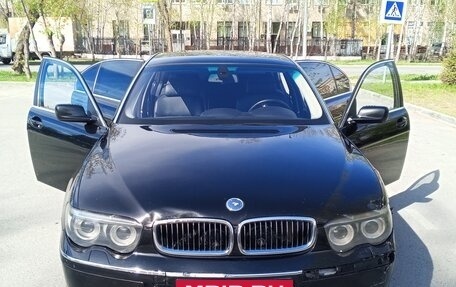 BMW 7 серия, 2004 год, 1 100 000 рублей, 22 фотография