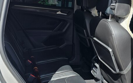 Volkswagen Tiguan II, 2019 год, 2 950 000 рублей, 9 фотография