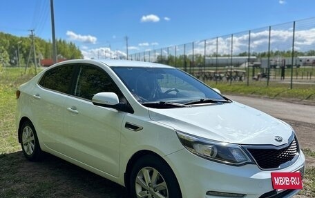 KIA Rio III рестайлинг, 2016 год, 1 090 000 рублей, 3 фотография