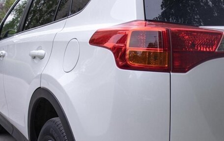 Toyota RAV4, 2013 год, 1 750 000 рублей, 21 фотография
