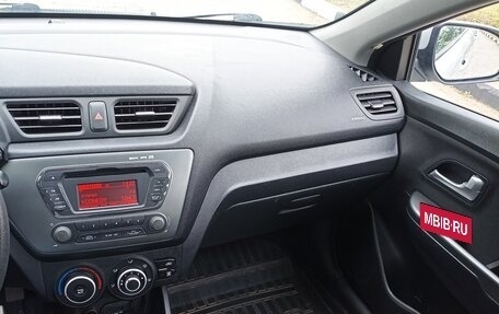 KIA Rio III рестайлинг, 2013 год, 1 050 000 рублей, 17 фотография
