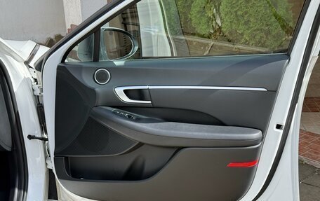 Hyundai Sonata VIII, 2021 год, 2 850 000 рублей, 13 фотография