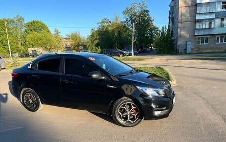KIA Rio III рестайлинг, 2016 год, 1 050 000 рублей, 2 фотография