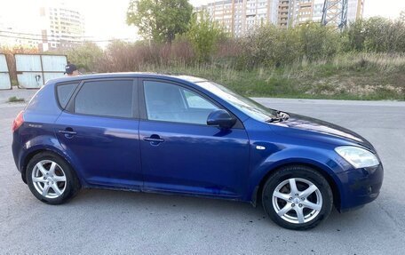 KIA cee'd I рестайлинг, 2008 год, 600 000 рублей, 17 фотография