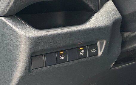 Toyota RAV4, 2020 год, 2 500 000 рублей, 21 фотография