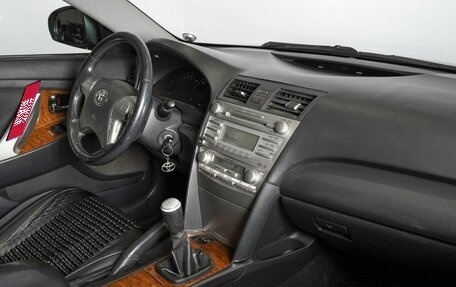 Toyota Camry, 2010 год, 1 085 000 рублей, 5 фотография