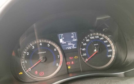 Hyundai Solaris II рестайлинг, 2014 год, 950 000 рублей, 8 фотография