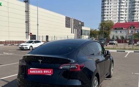 Tesla Model Y I, 2022 год, 4 300 000 рублей, 6 фотография