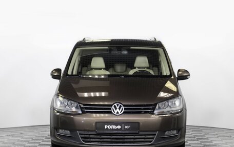 Volkswagen Sharan II, 2011 год, 1 750 000 рублей, 2 фотография
