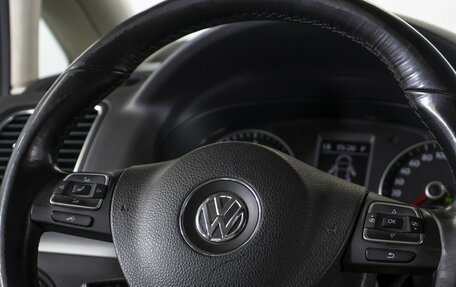 Volkswagen Sharan II, 2011 год, 1 750 000 рублей, 19 фотография