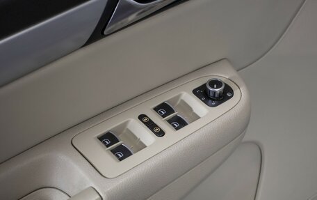 Volkswagen Sharan II, 2011 год, 1 750 000 рублей, 17 фотография