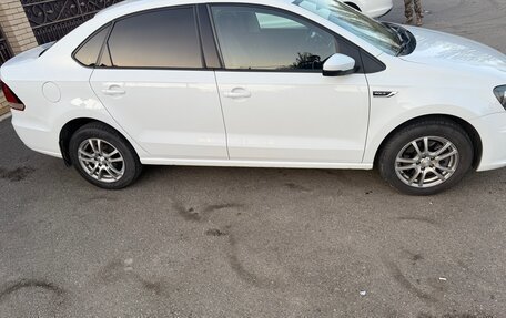 Volkswagen Polo VI (EU Market), 2018 год, 1 200 000 рублей, 2 фотография