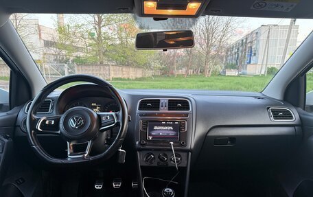 Volkswagen Polo VI (EU Market), 2018 год, 1 200 000 рублей, 7 фотография