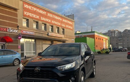 Toyota RAV4, 2022 год, 2 729 000 рублей, 3 фотография