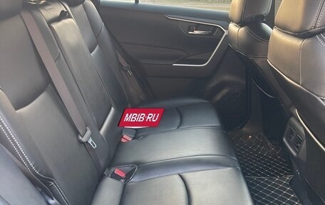 Toyota RAV4, 2022 год, 2 729 000 рублей, 23 фотография