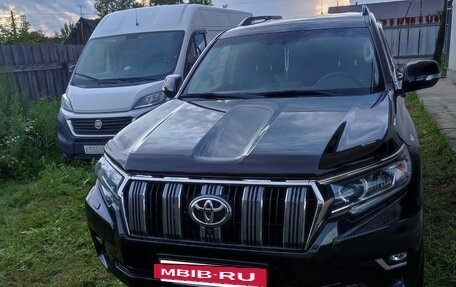 Toyota Land Cruiser Prado 150 рестайлинг 2, 2018 год, 6 450 000 рублей, 9 фотография