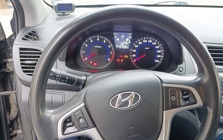 Hyundai Solaris II рестайлинг, 2013 год, 1 040 000 рублей, 7 фотография